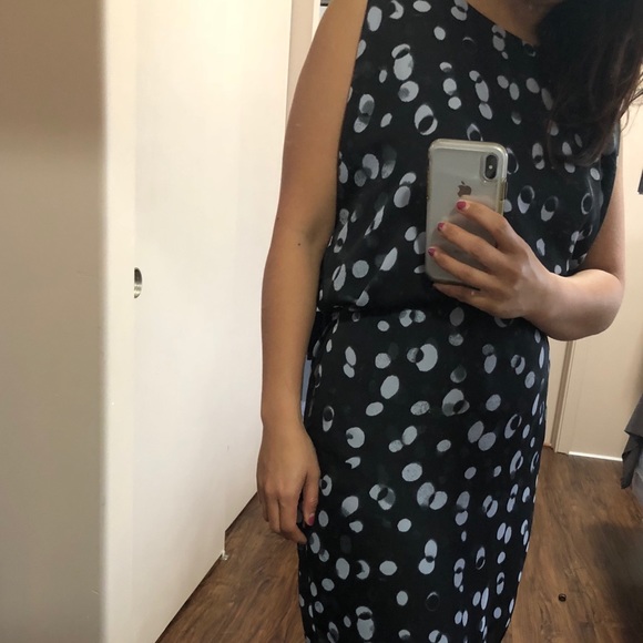 VINCE Abstract Polka Dot, Loose Fitting, Dress - Picture 7 of 8